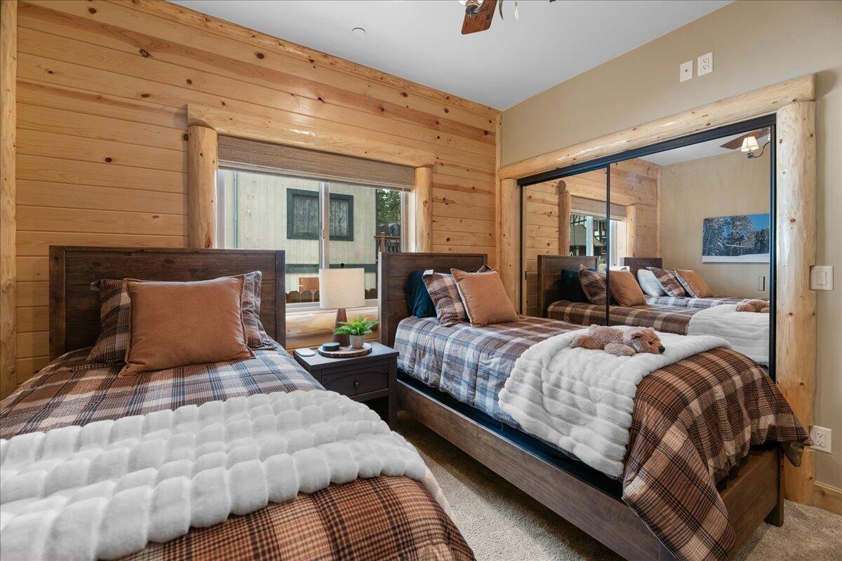 Big Bear Lake, California, 92315, United States, 3 Bedrooms Bedrooms, ,4 BathroomsBathrooms,Residential,Active,1961919