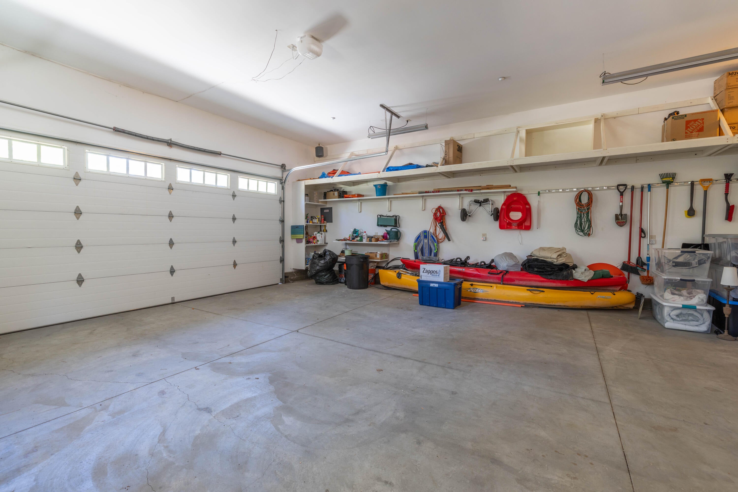 Big Bear Lake, California, 92315, United States, 3 Bedrooms Bedrooms, ,3 BathroomsBathrooms,Residential,Active,1922496