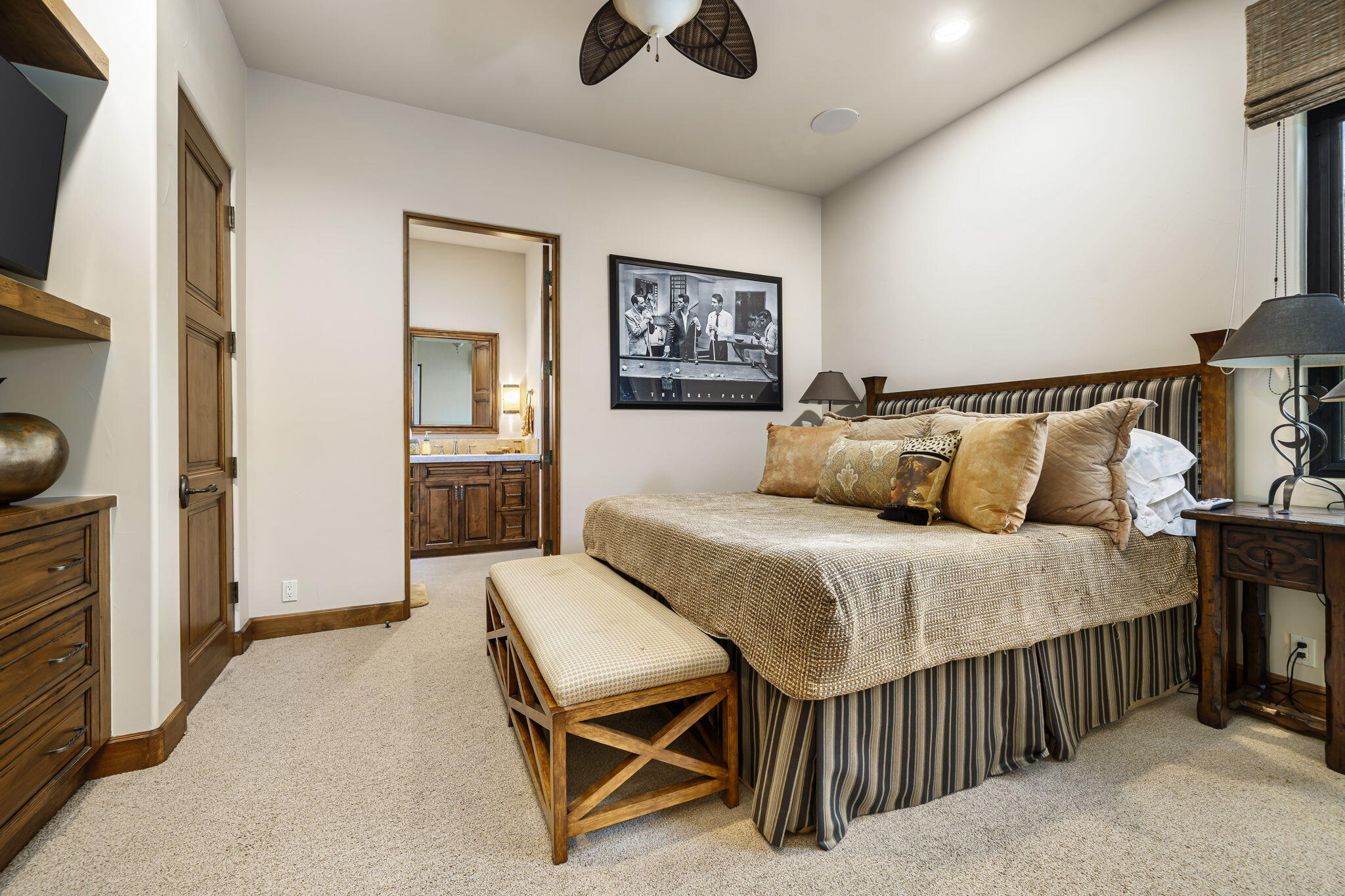 Palm Desert, California, 92260, United States, 4 Bedrooms Bedrooms, ,5 BathroomsBathrooms,Residential,Active,1884877