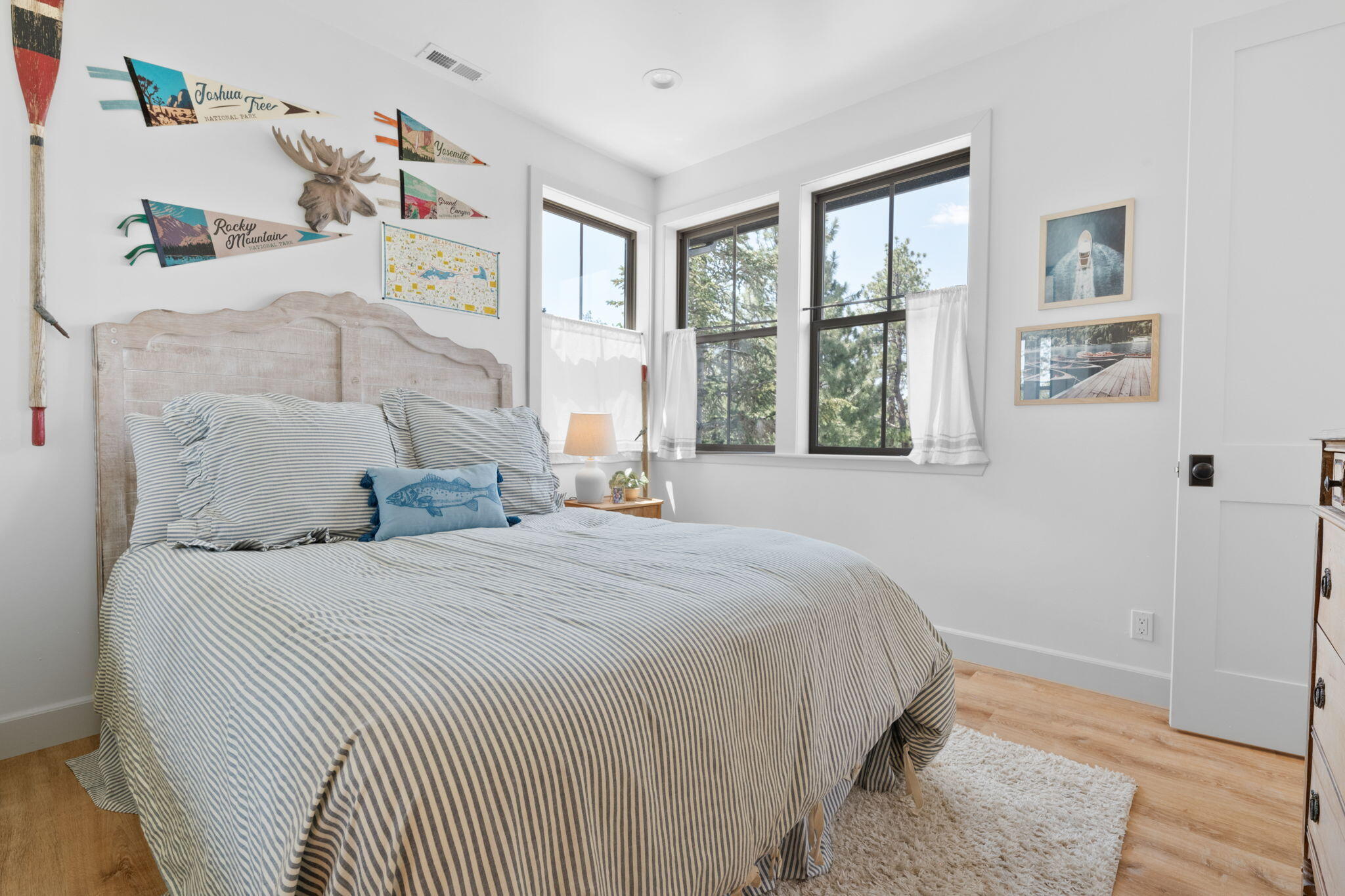 Big Bear Lake, California, 92315, United States, ,4 BathroomsBathrooms,Residential,Active,1841332