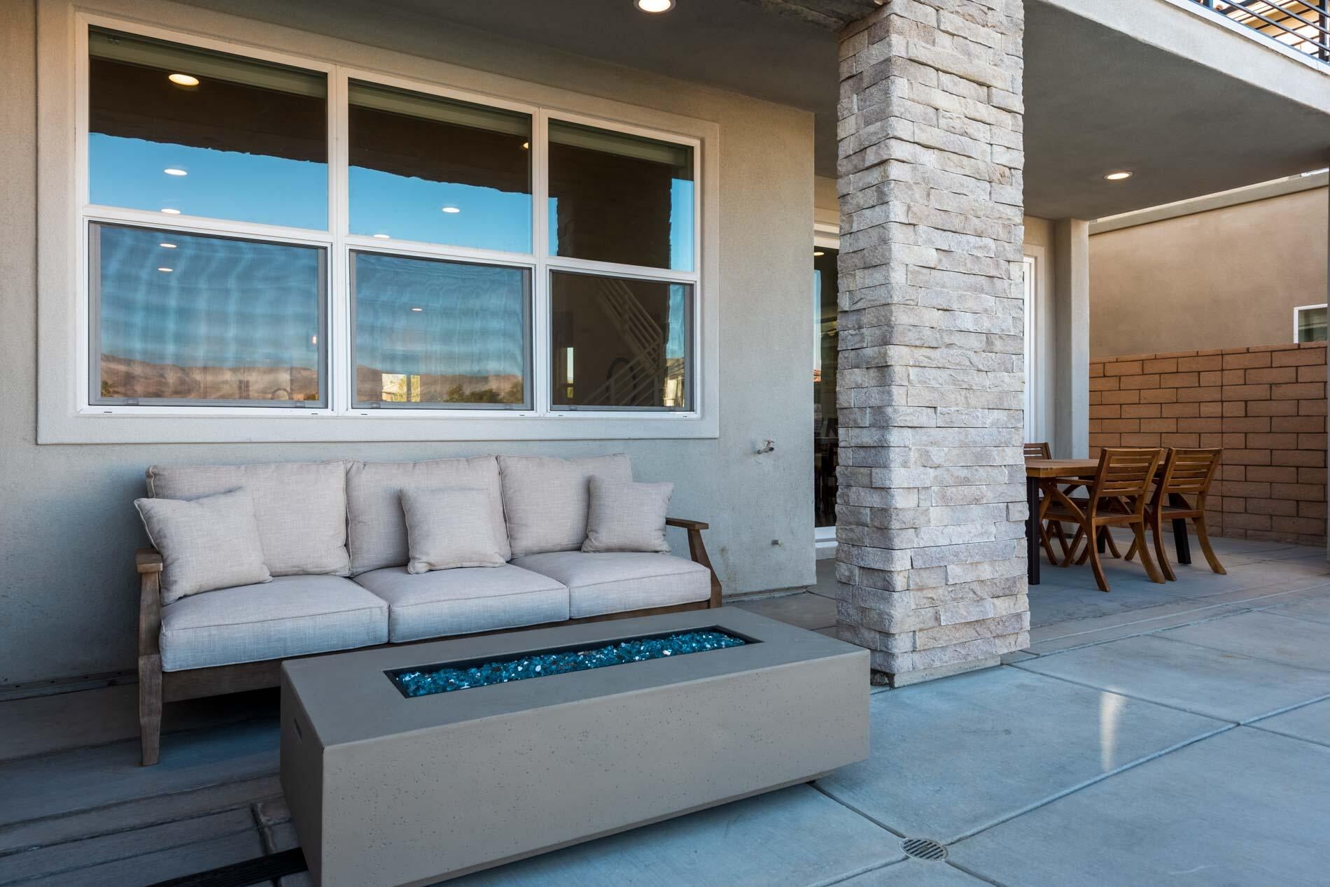 Indio, California, 92203, United States, 4 Bedrooms Bedrooms, ,5 BathroomsBathrooms,Residential,Active,1990044