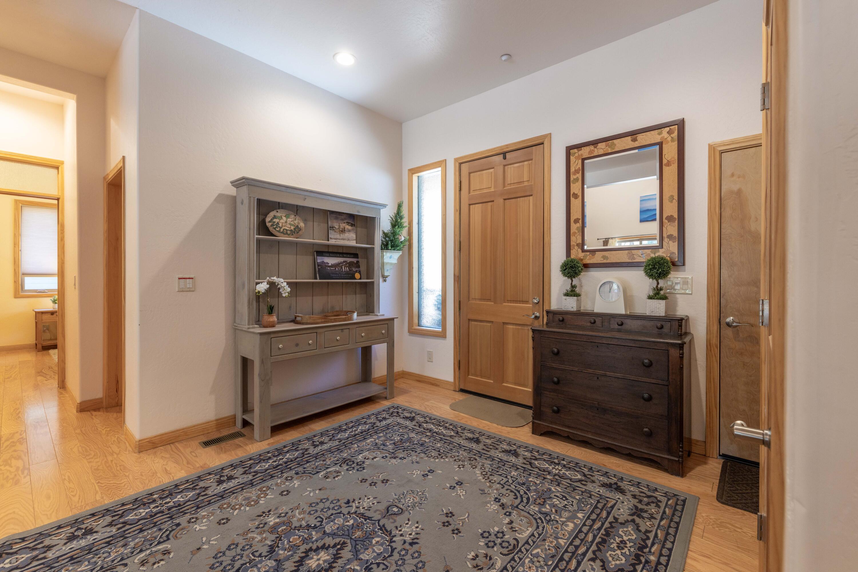 Big Bear Lake, California, 92315, United States, 3 Bedrooms Bedrooms, ,3 BathroomsBathrooms,Residential,Active,1922496