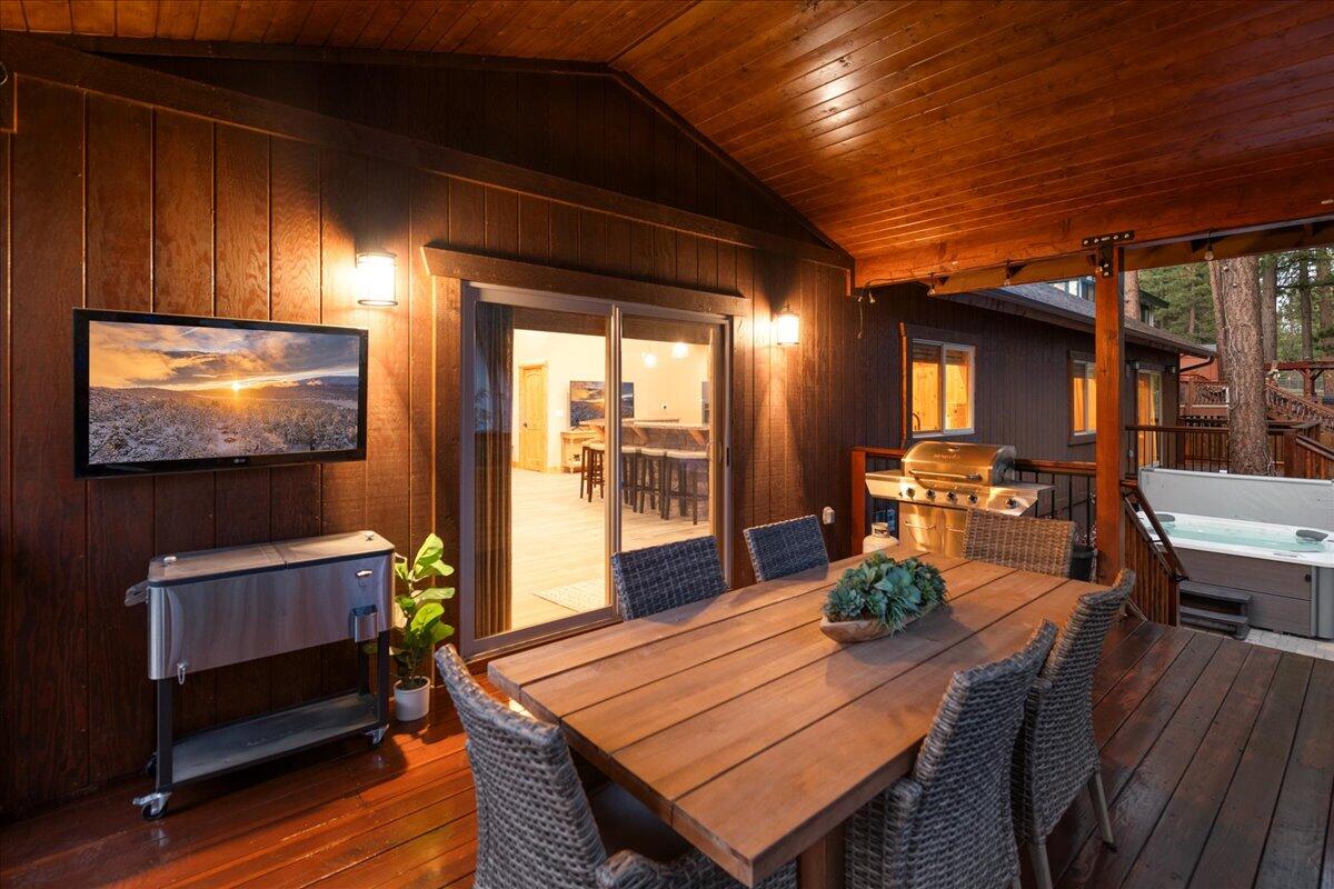 Big Bear Lake, California, 92315, United States, 3 Bedrooms Bedrooms, ,4 BathroomsBathrooms,Residential,Active,1961919