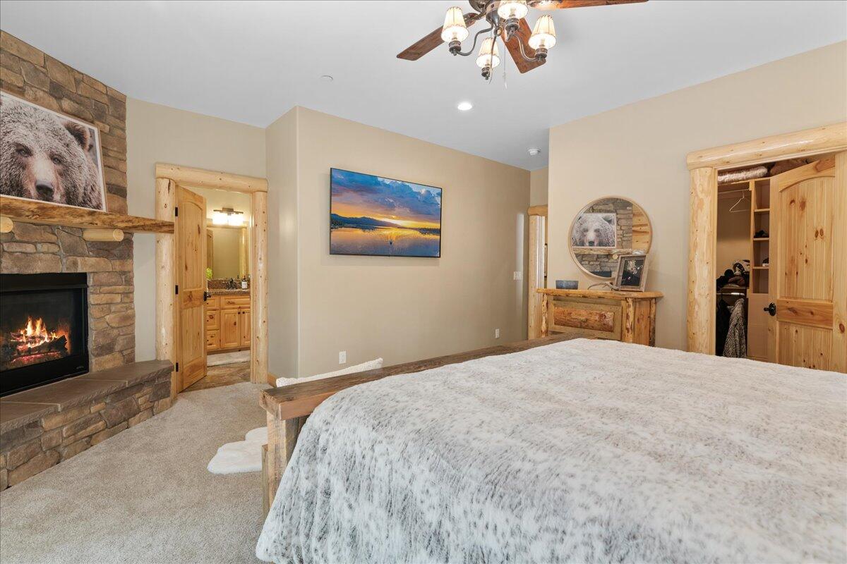 Big Bear Lake, California, 92315, United States, 3 Bedrooms Bedrooms, ,4 BathroomsBathrooms,Residential,Active,1961919