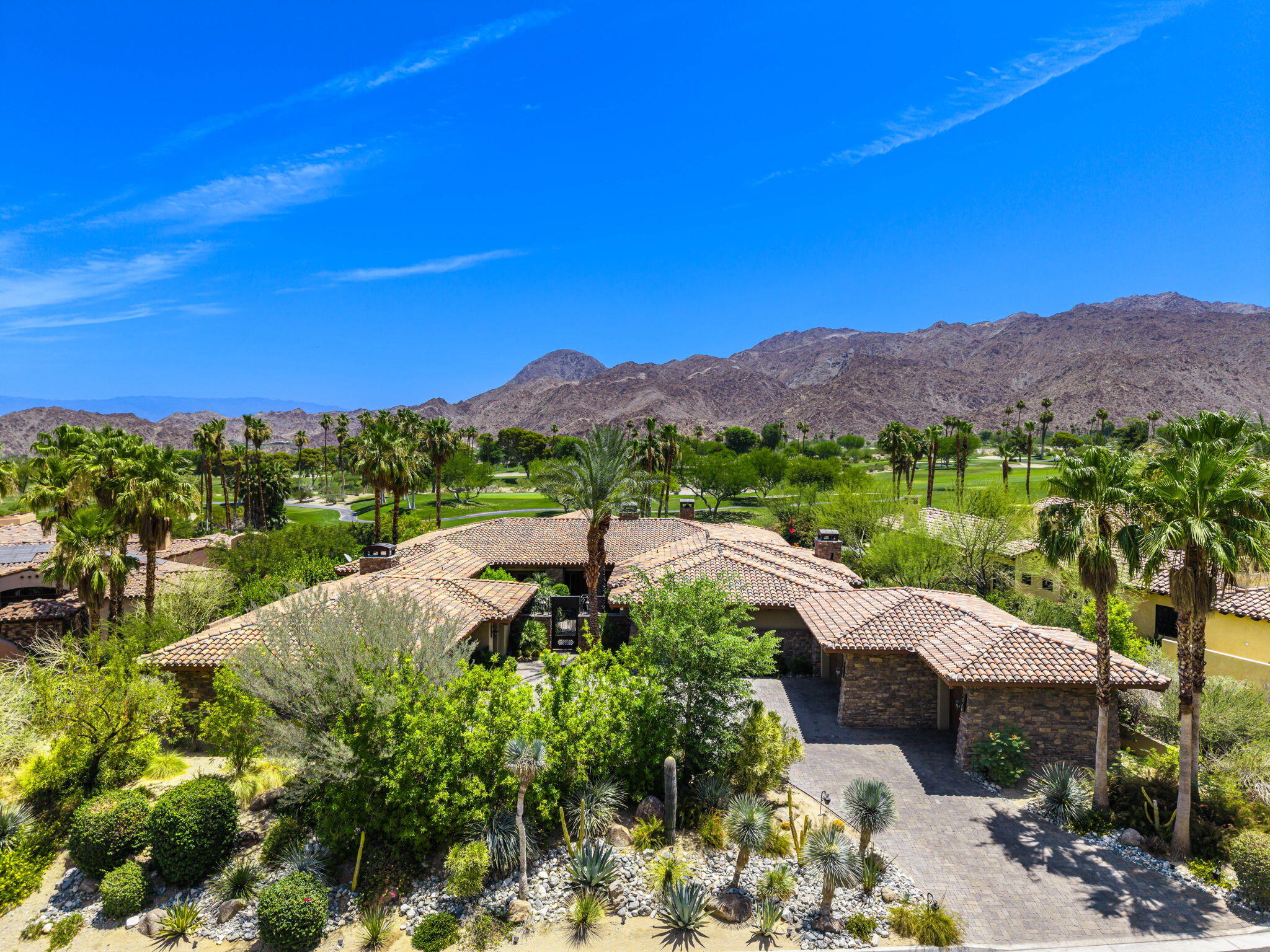 Palm Desert, California, 92260, United States, 4 Bedrooms Bedrooms, ,5 BathroomsBathrooms,Residential,Active,1884877