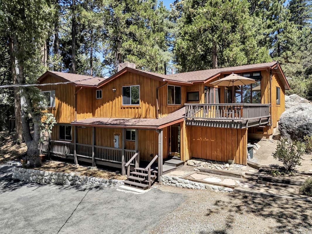 23010 OAK LEAF LN, IDYLLWILD, CA 92549, photo 1 of 59