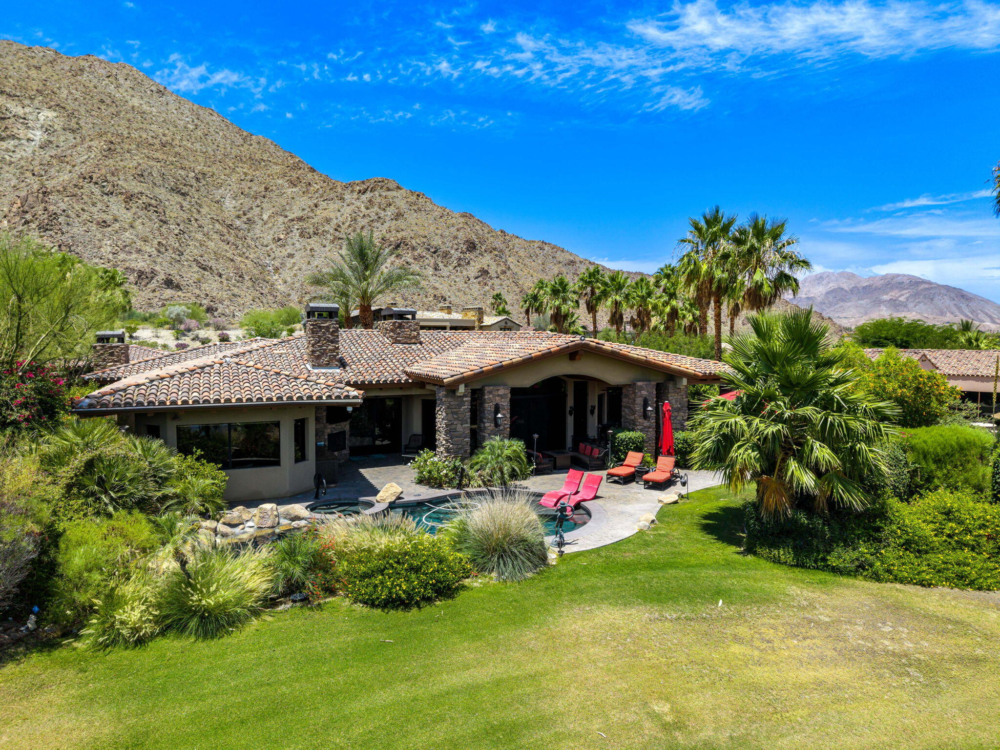 Palm Desert, California, 92260, United States, 4 Bedrooms Bedrooms, ,5 BathroomsBathrooms,Residential,Active,1884877