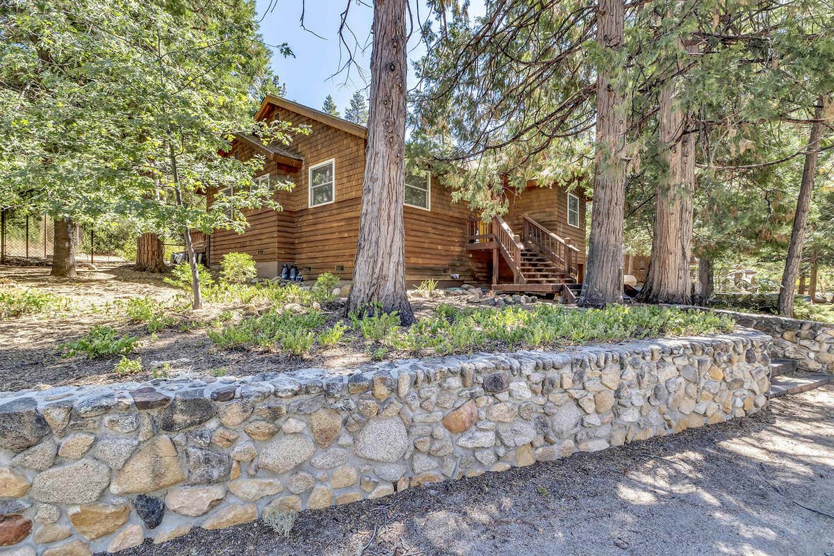 25250 PALOMAR RD, IDYLLWILD, CA 92549, photo 1 of 53