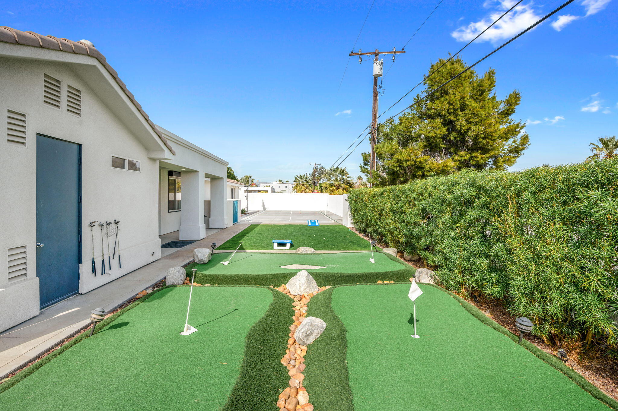 Palm Springs, California, 92262, United States, 6 Bedrooms Bedrooms, ,6 BathroomsBathrooms,Residential,Active,1990040