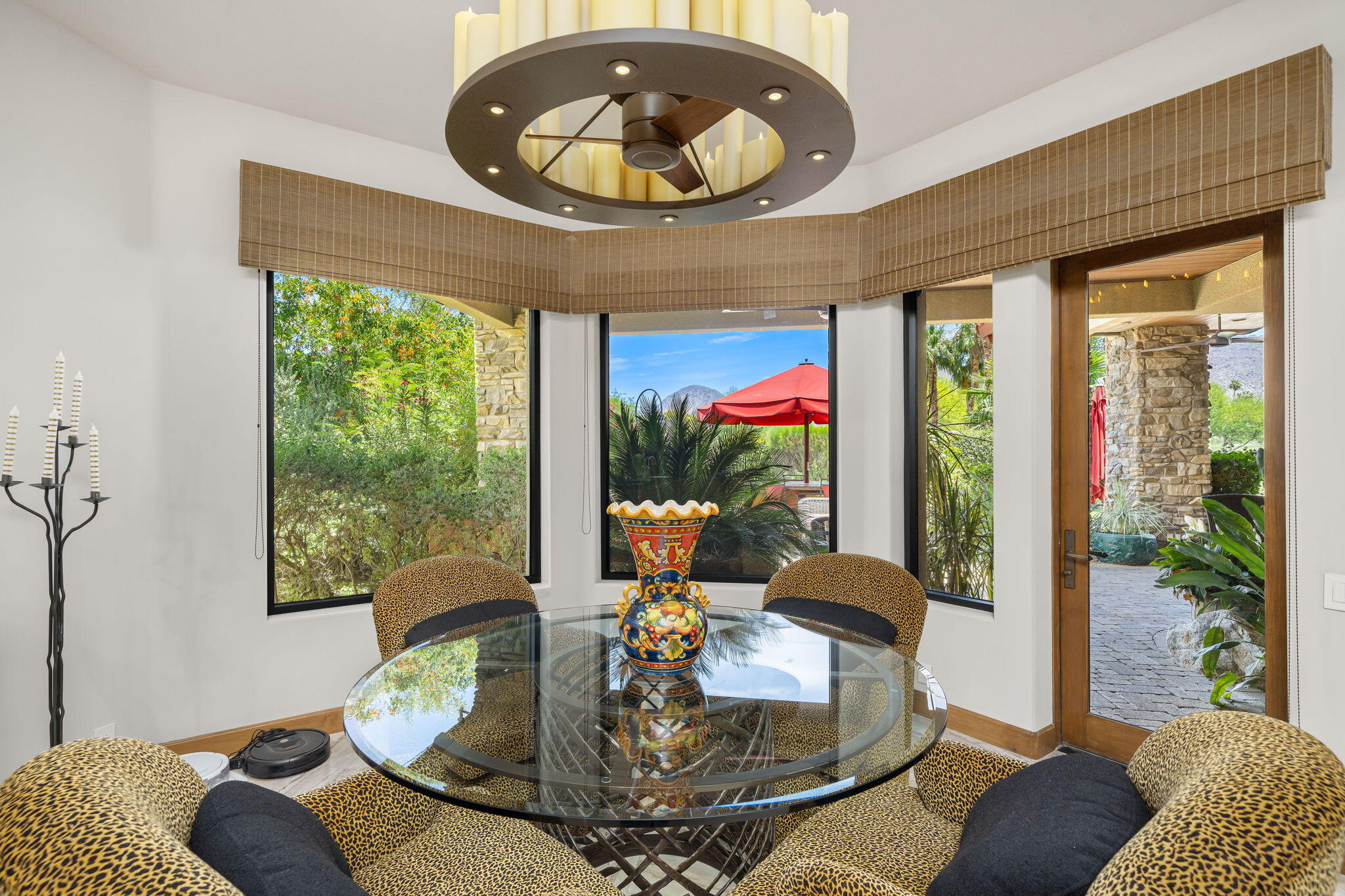 Palm Desert, California, 92260, United States, 4 Bedrooms Bedrooms, ,5 BathroomsBathrooms,Residential,Active,1884877