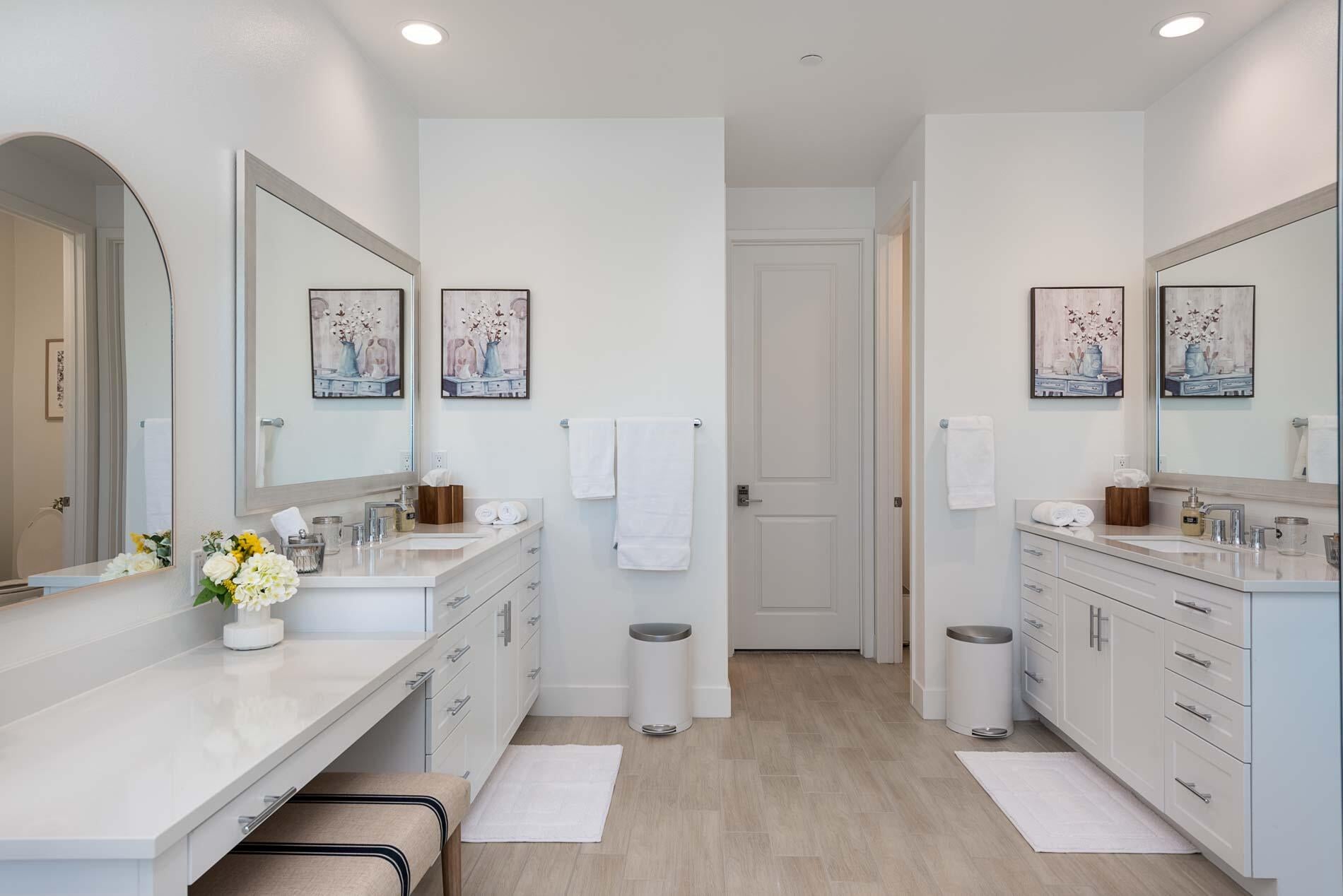 Indio, California, 92203, United States, 4 Bedrooms Bedrooms, ,5 BathroomsBathrooms,Residential,Active,1990044