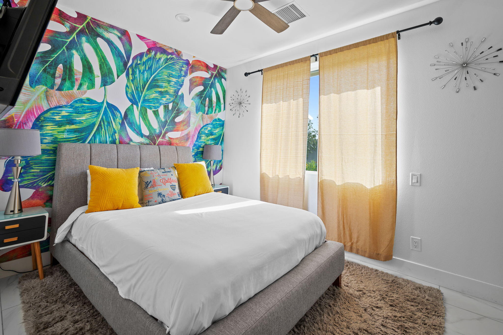 Palm Springs, California, 92262, United States, 6 Bedrooms Bedrooms, ,6 BathroomsBathrooms,Residential,Active,1990040