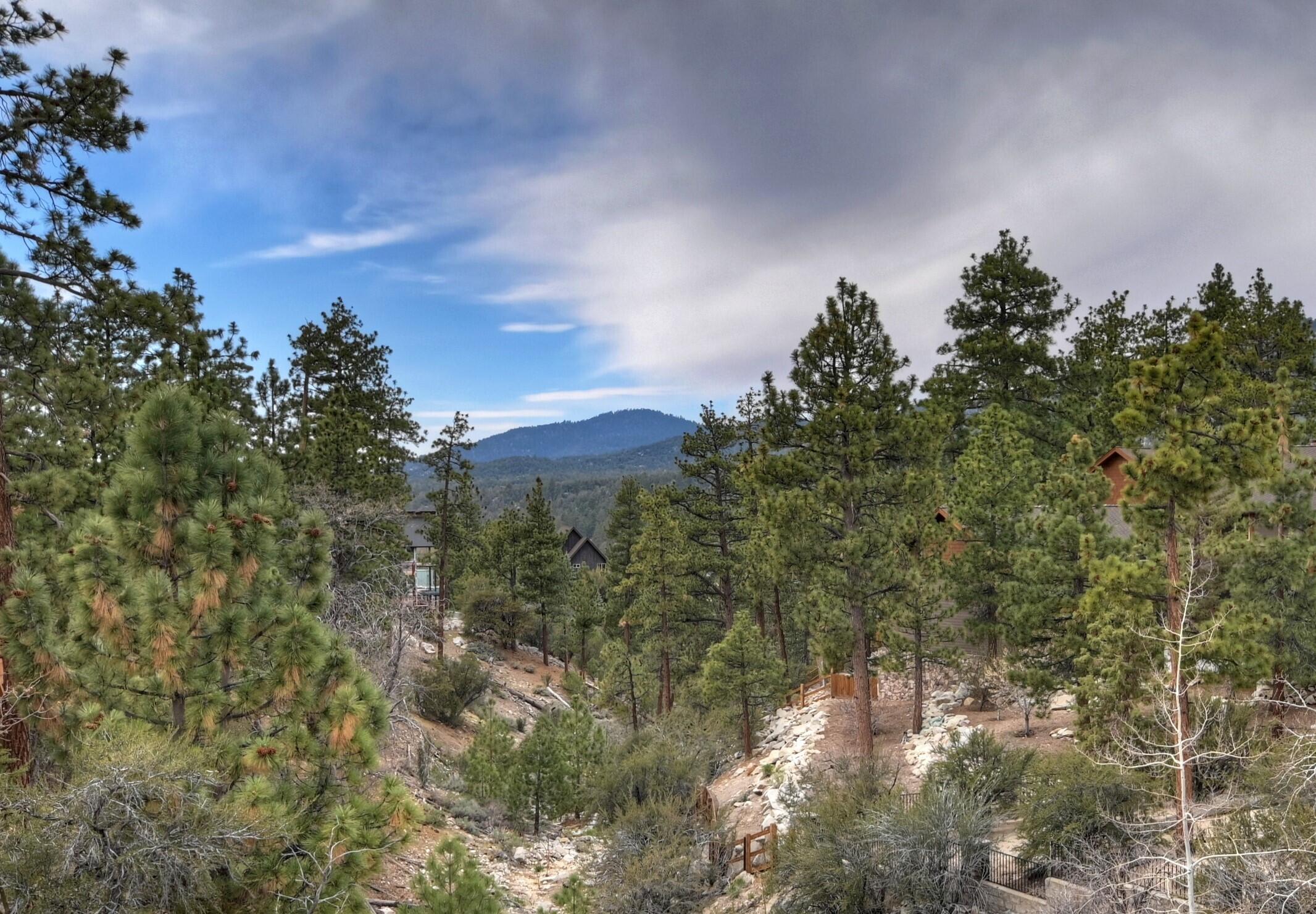 Big Bear Lake, California, 92315, United States, ,4 BathroomsBathrooms,Residential,Active,1798030