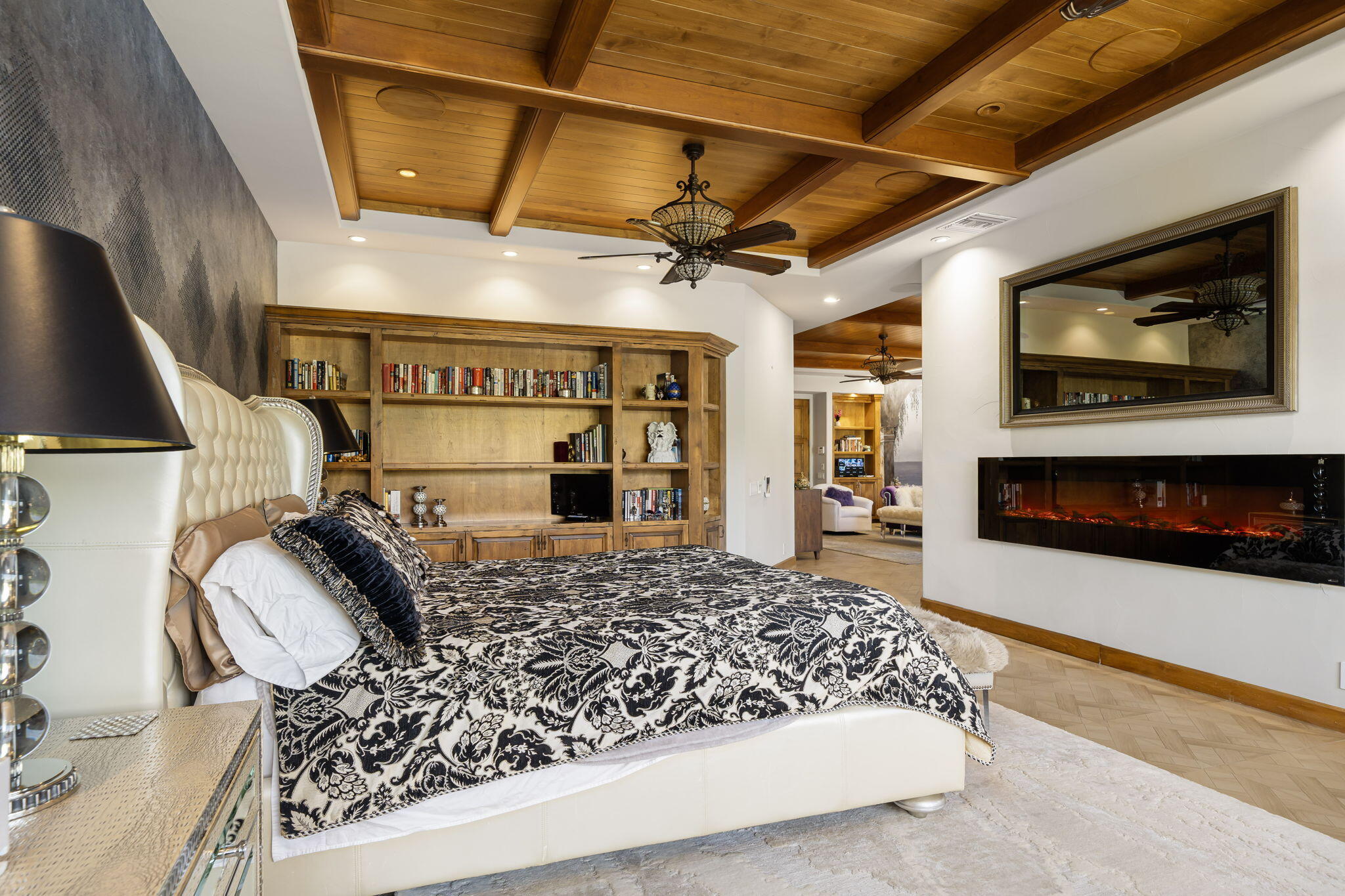 Palm Desert, California, 92260, United States, 4 Bedrooms Bedrooms, ,5 BathroomsBathrooms,Residential,Active,1884877