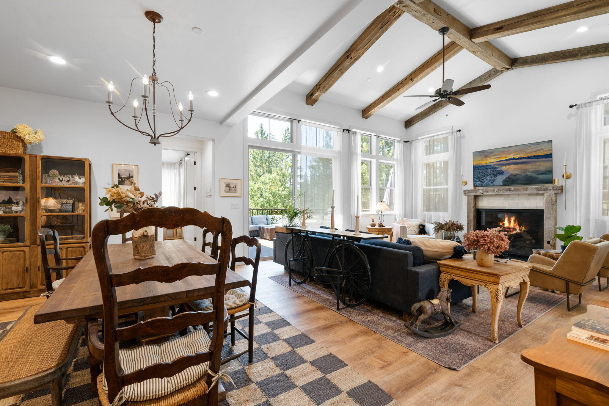 Big Bear Lake, California, 92315, United States, ,4 BathroomsBathrooms,Residential,Active,1841332