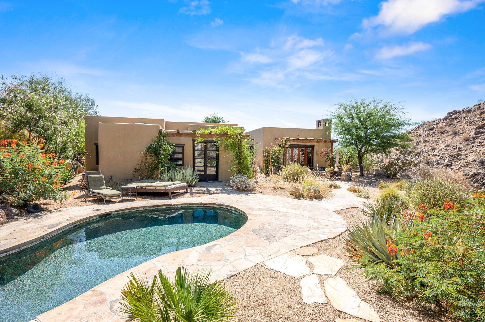 Palm Desert, California, 92260, United States, 6 Bedrooms Bedrooms, ,6 BathroomsBathrooms,Residential,Active,1990022