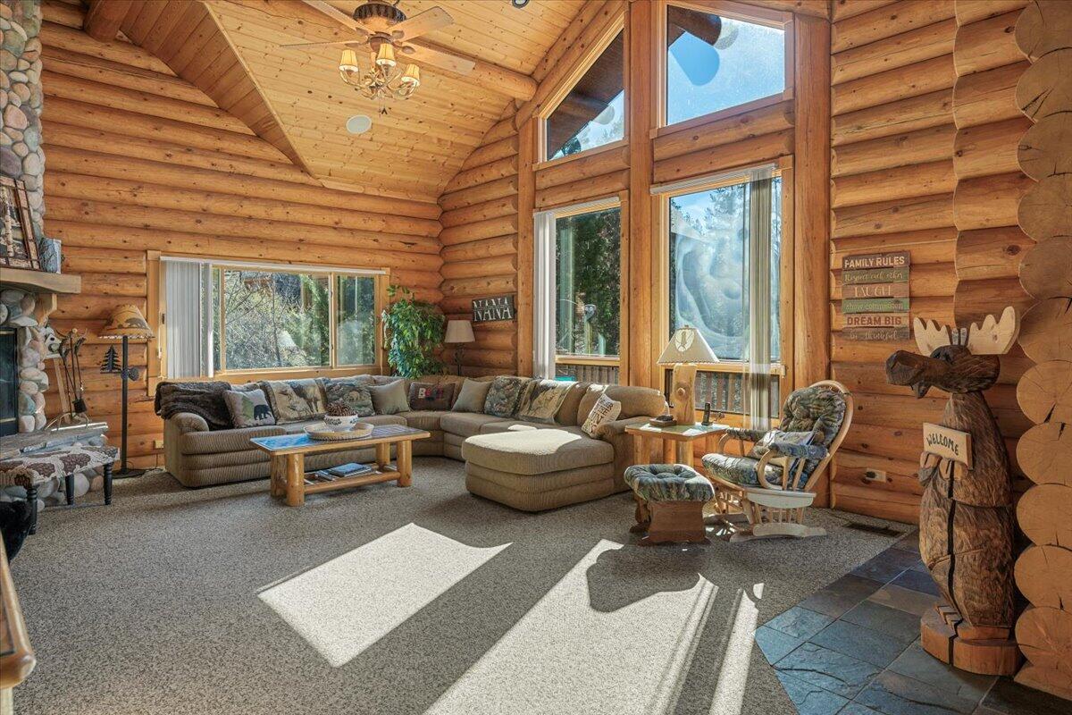 Big Bear Lake, California, 92315, United States, 4 Bedrooms Bedrooms, ,5 BathroomsBathrooms,Residential,Active,2010545