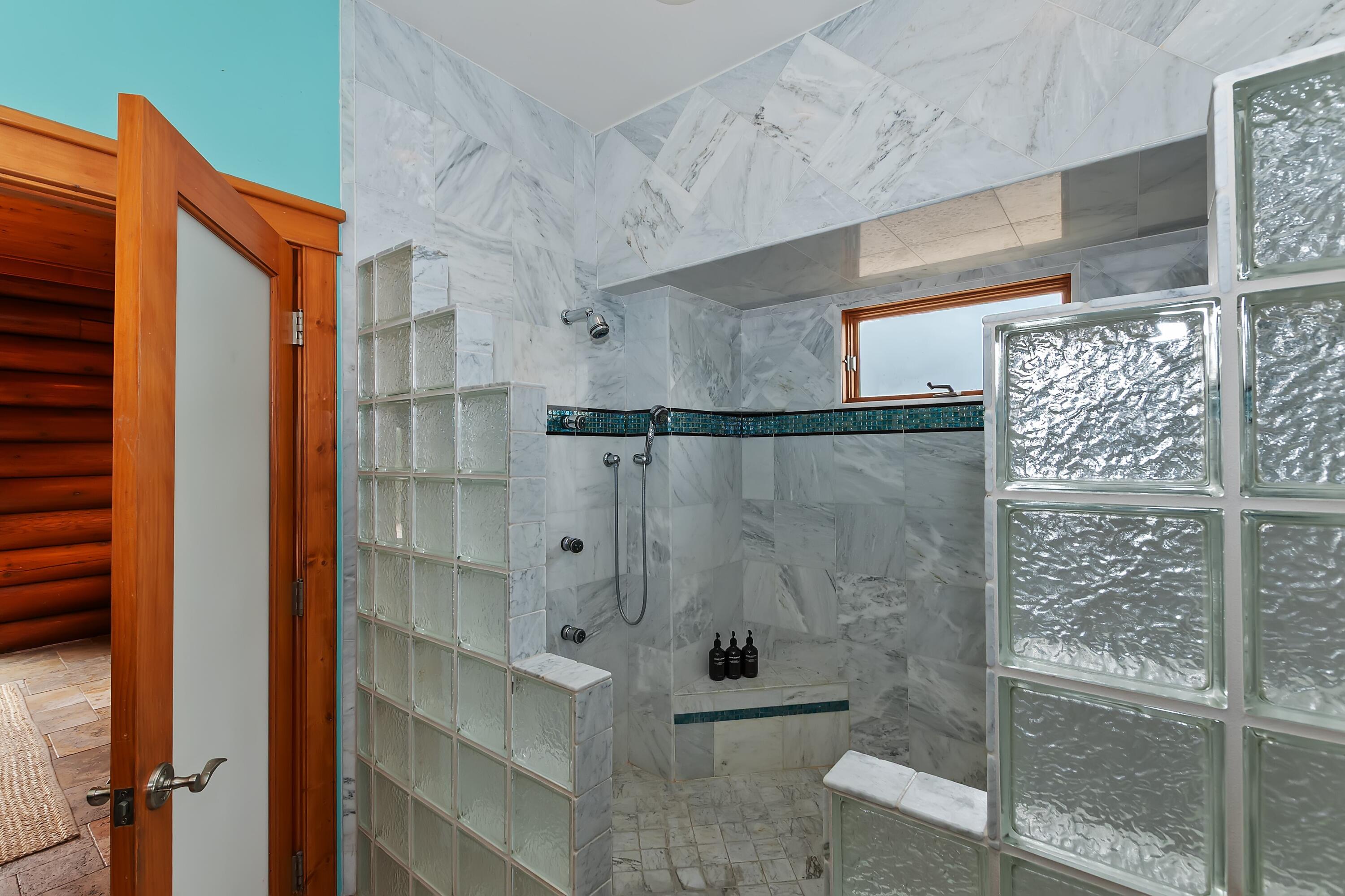 Big Bear Lake, California, 92315, United States, ,4 BathroomsBathrooms,Residential,Active,1798030