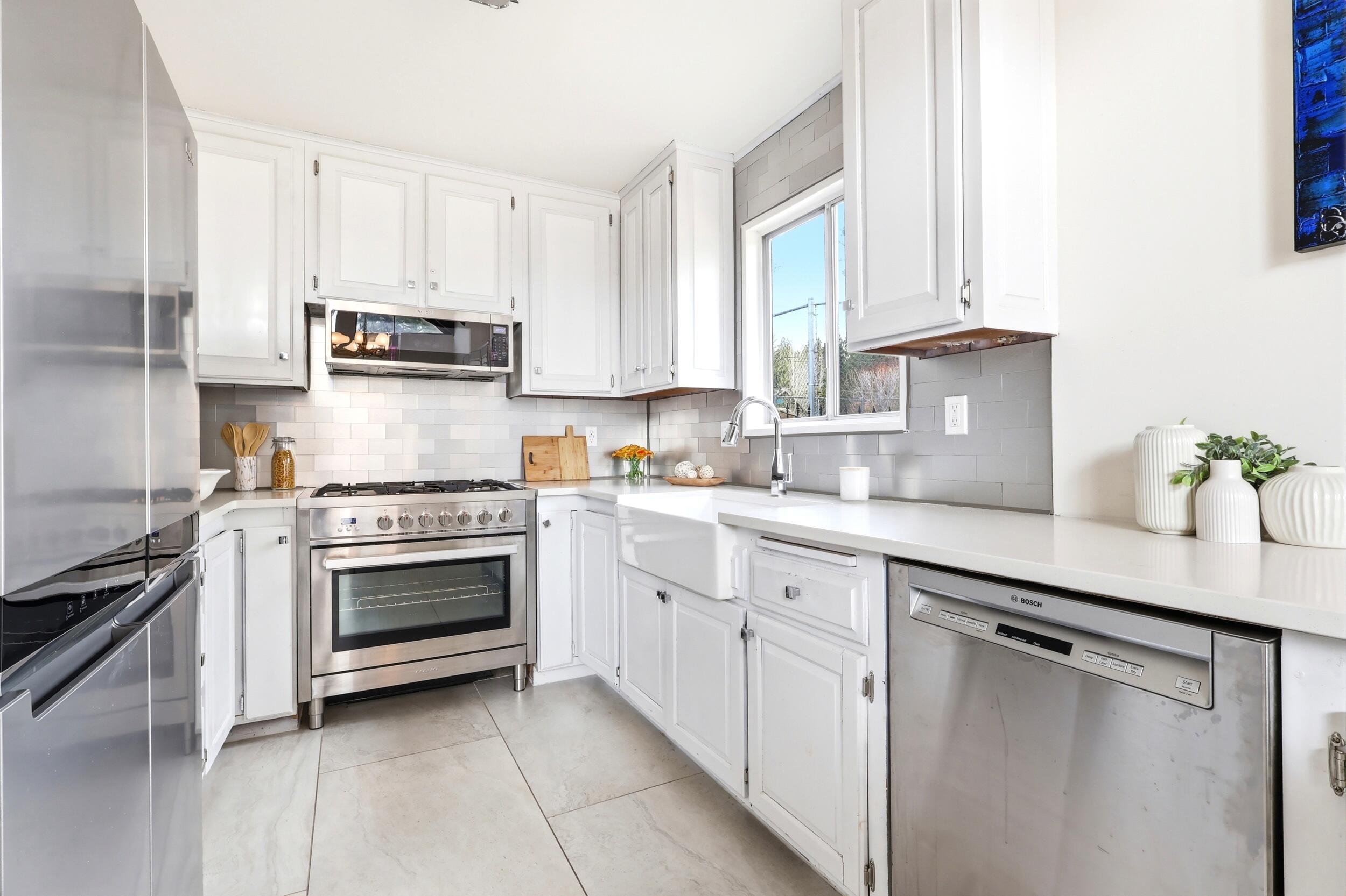 Big Bear Lake, California, 92315, United States, 2 Bedrooms Bedrooms, ,2 BathroomsBathrooms,Residential,Active,2032884