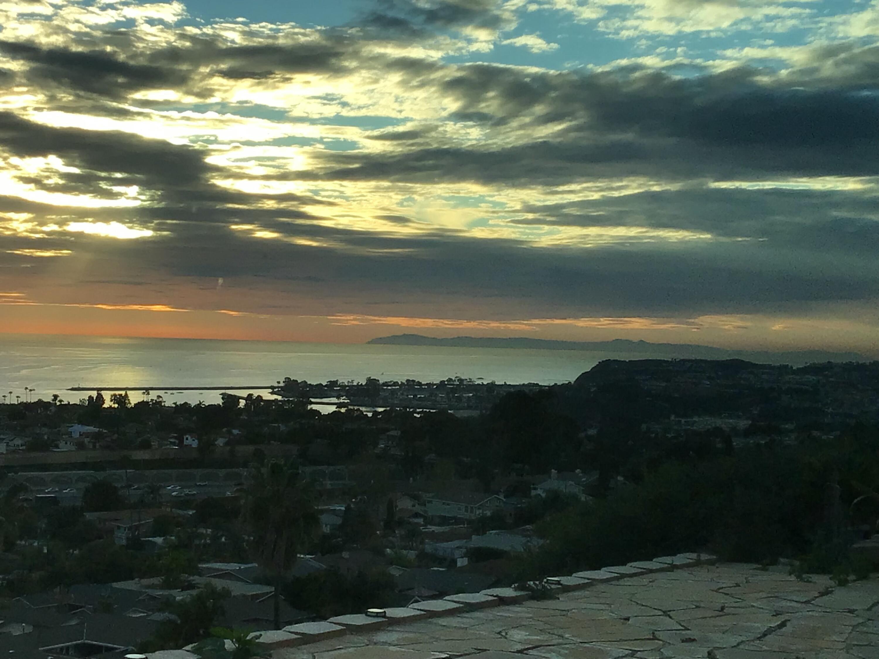 San Clemente, California, 92673, United States, 4 Bedrooms Bedrooms, ,3 BathroomsBathrooms,Residential,Active,1929466