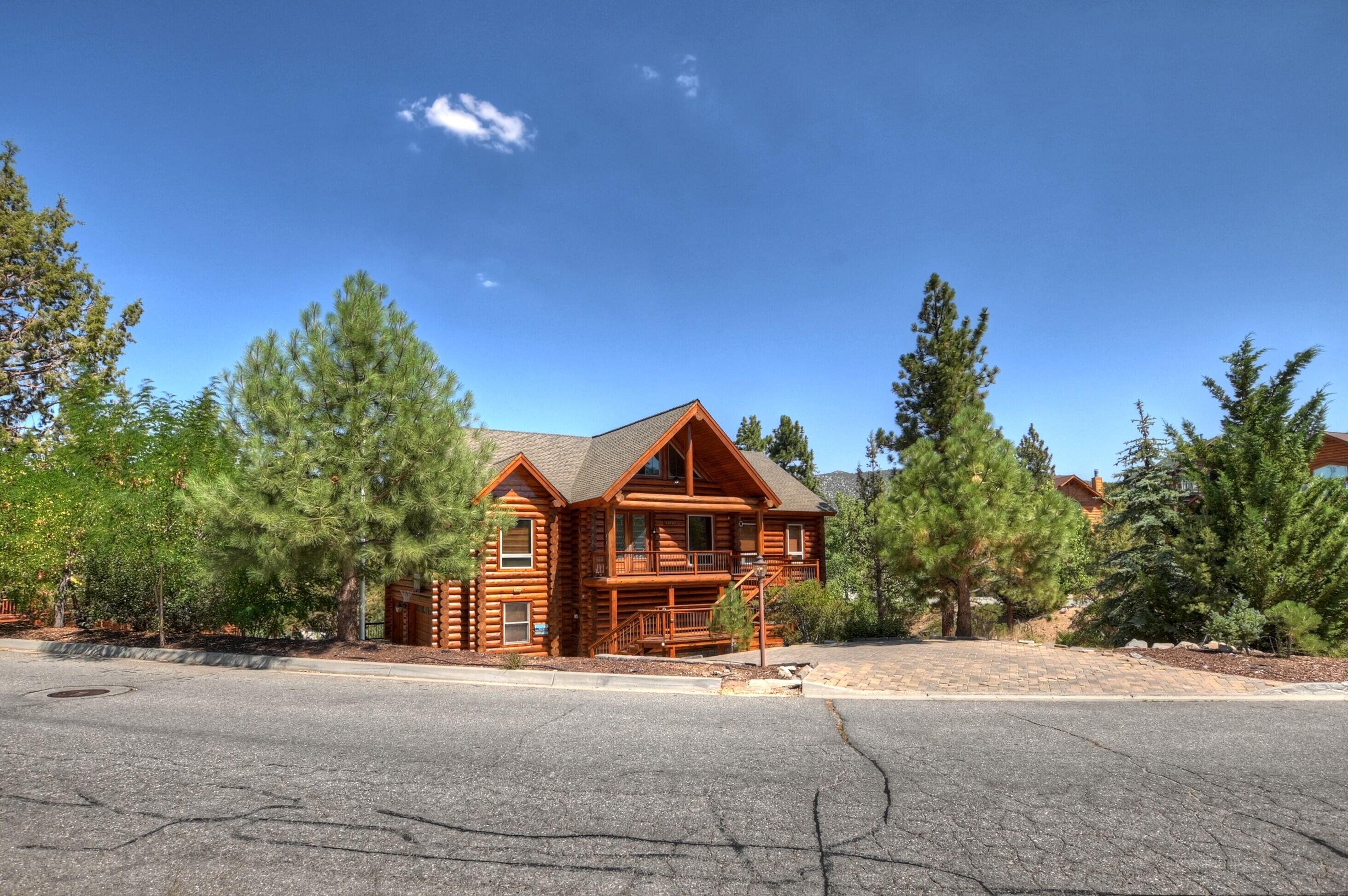 Big Bear Lake, California, 92315, United States, ,4 BathroomsBathrooms,Residential,Active,1798030