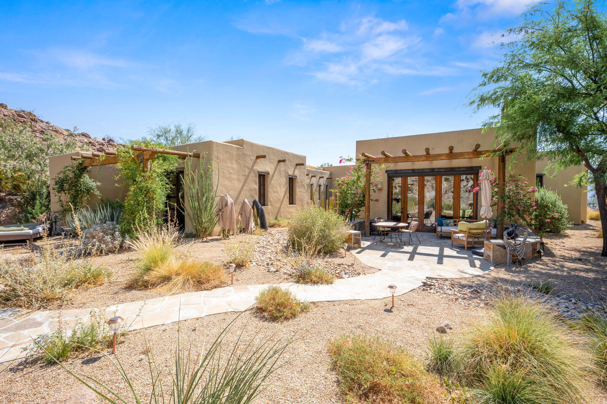 Palm Desert, California, 92260, United States, 6 Bedrooms Bedrooms, ,6 BathroomsBathrooms,Residential,Active,1990022