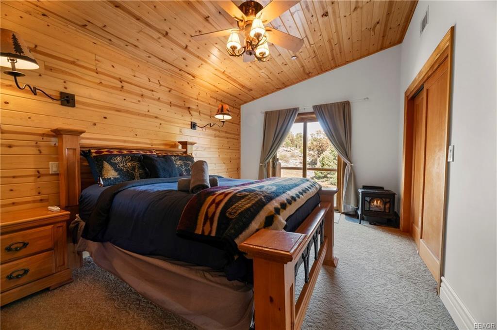 Big Bear, California, 92314, United States, 5 Bedrooms Bedrooms, ,5 BathroomsBathrooms,Residential,Active,1943812