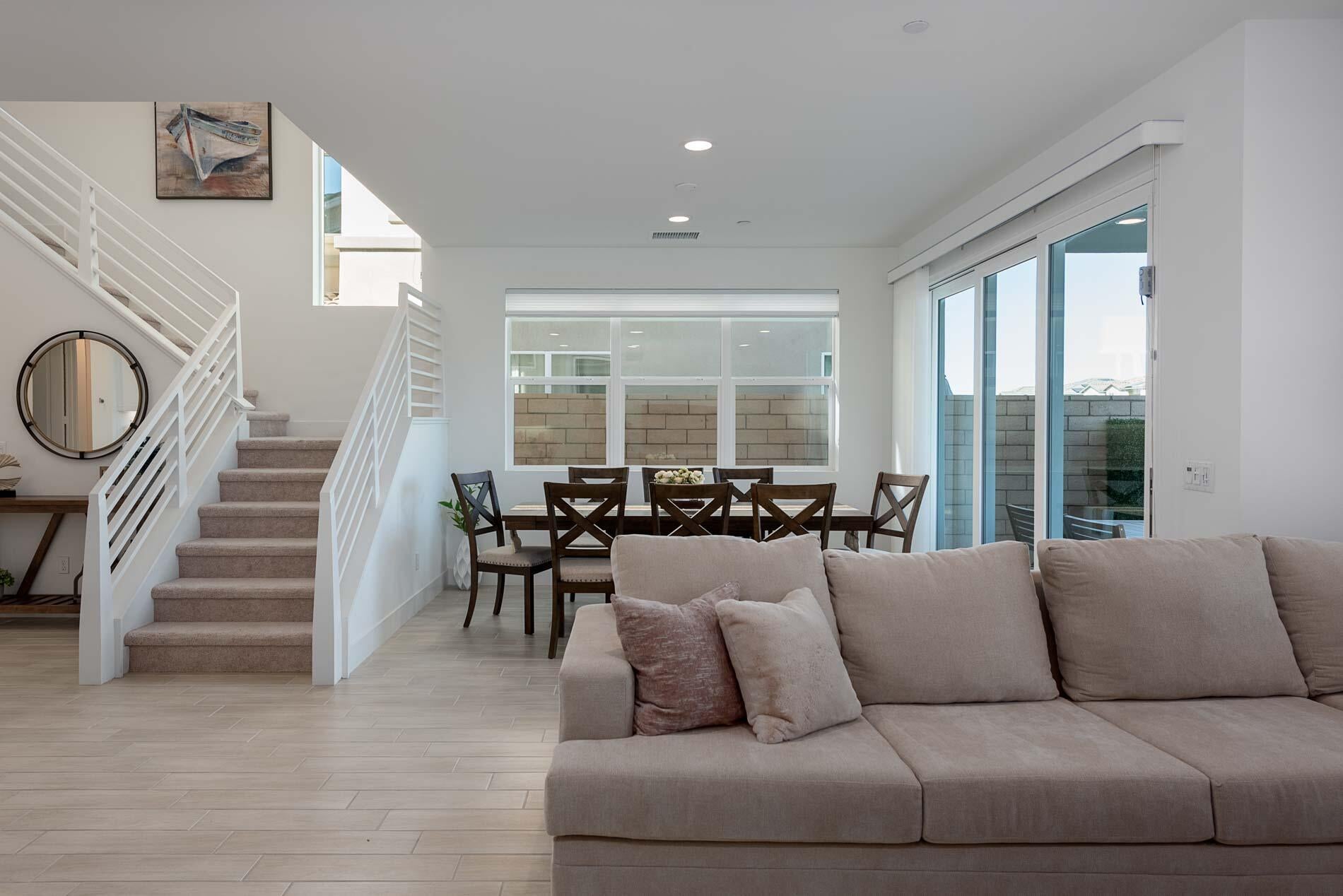 Indio, California, 92203, United States, 4 Bedrooms Bedrooms, ,5 BathroomsBathrooms,Residential,Active,1990044