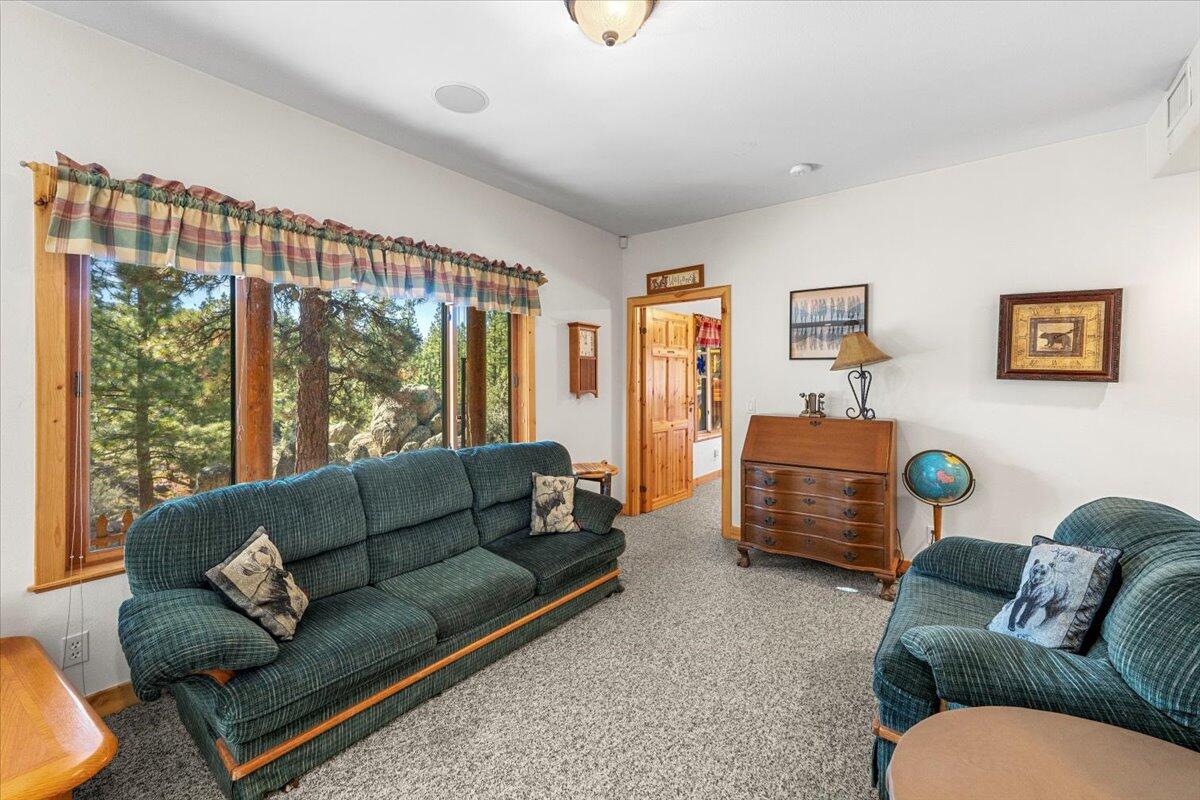 Big Bear Lake, California, 92315, United States, 4 Bedrooms Bedrooms, ,5 BathroomsBathrooms,Residential,Active,2010545