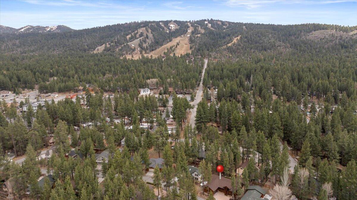 Big Bear Lake, California, 92315, United States, 3 Bedrooms Bedrooms, ,4 BathroomsBathrooms,Residential,Active,1961919
