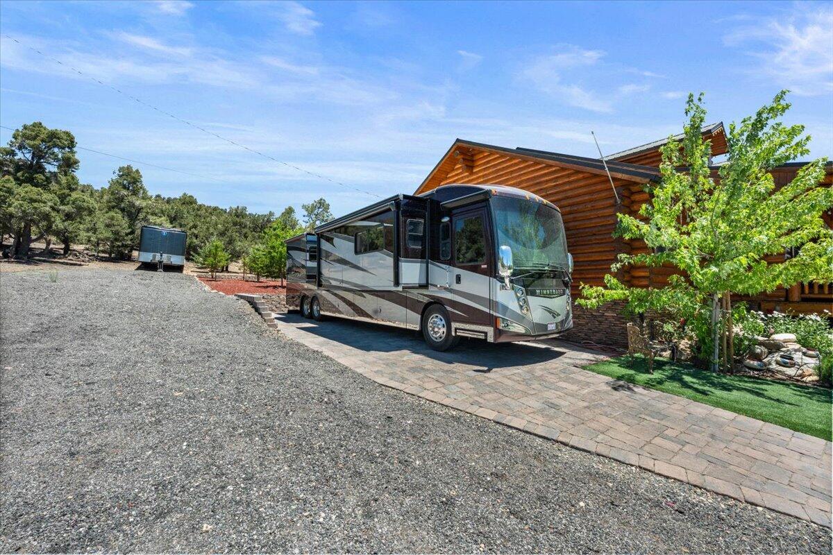 Big Bear City, California, 92314, United States, 3 Bedrooms Bedrooms, ,3 BathroomsBathrooms,Residential,Active,1892441