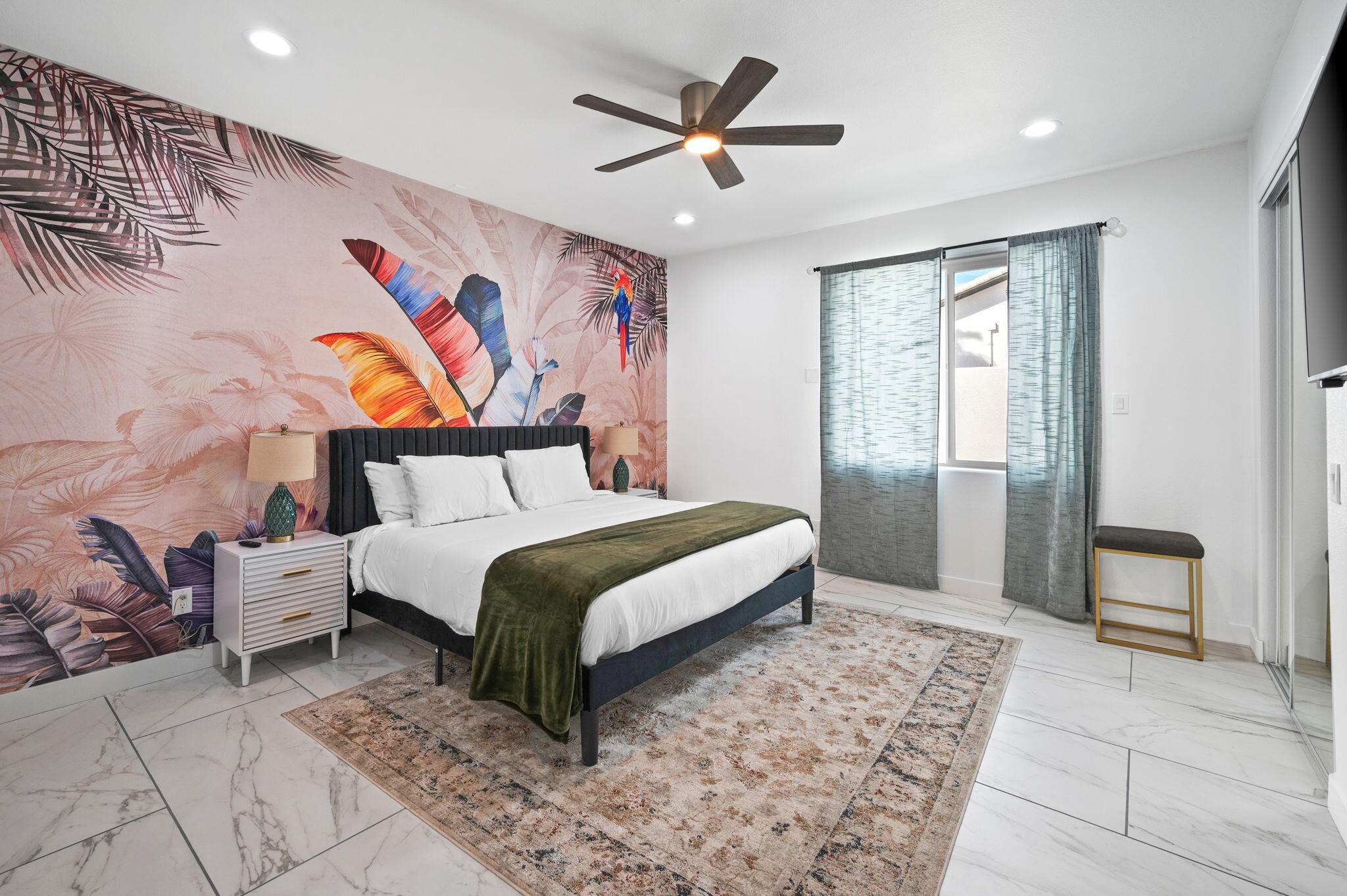 Palm Springs, California, 92262, United States, 6 Bedrooms Bedrooms, ,6 BathroomsBathrooms,Residential,Active,1990040