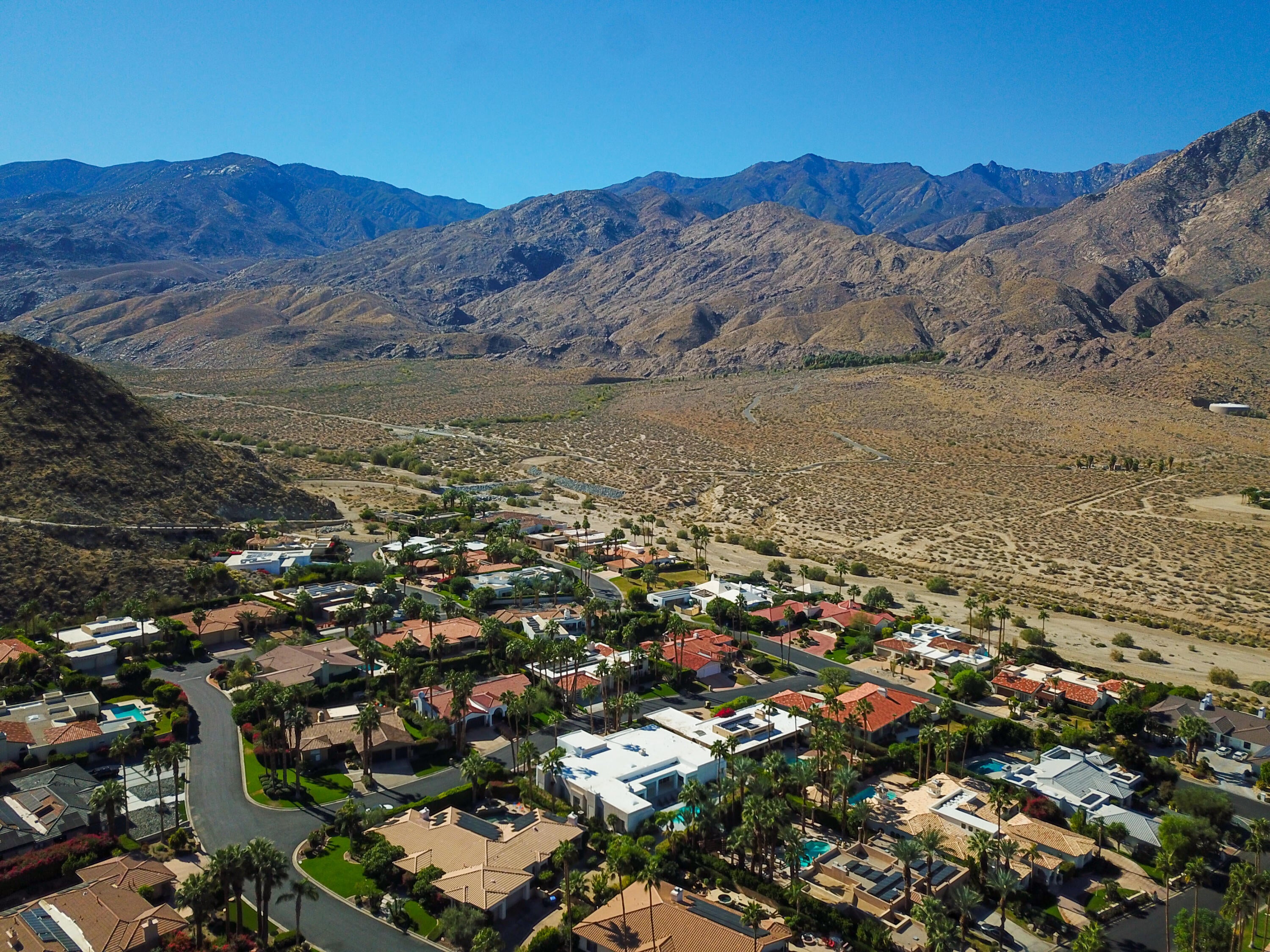 Palm Springs, California, 92264, United States, 4 Bedrooms Bedrooms, ,6 BathroomsBathrooms,Residential,Active,1993931