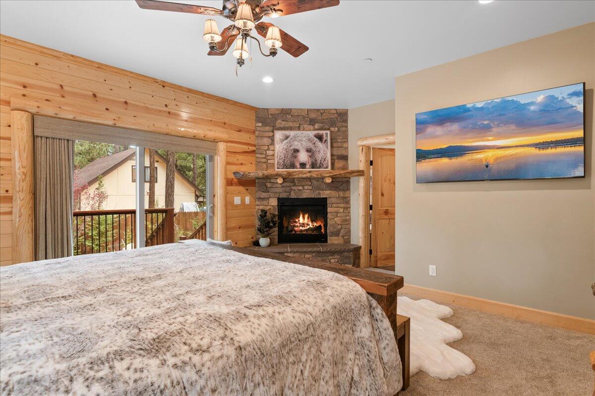 Big Bear Lake, California, 92315, United States, 3 Bedrooms Bedrooms, ,4 BathroomsBathrooms,Residential,Active,1961919