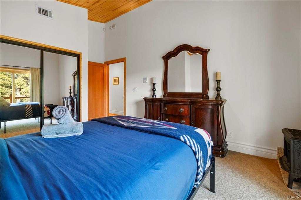 Big Bear, California, 92314, United States, 5 Bedrooms Bedrooms, ,5 BathroomsBathrooms,Residential,Active,1943812
