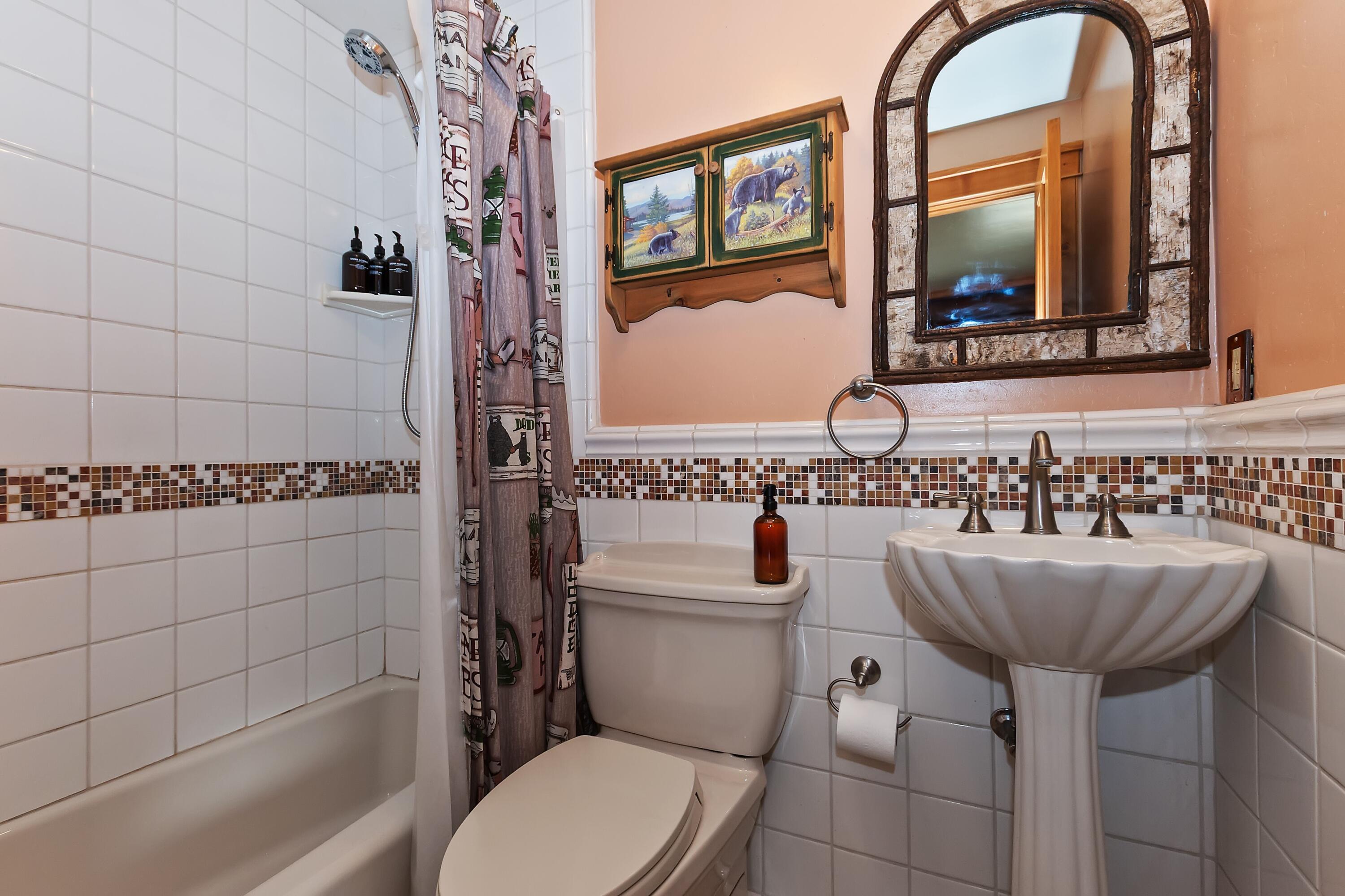 Big Bear Lake, California, 92315, United States, ,4 BathroomsBathrooms,Residential,Active,1798030