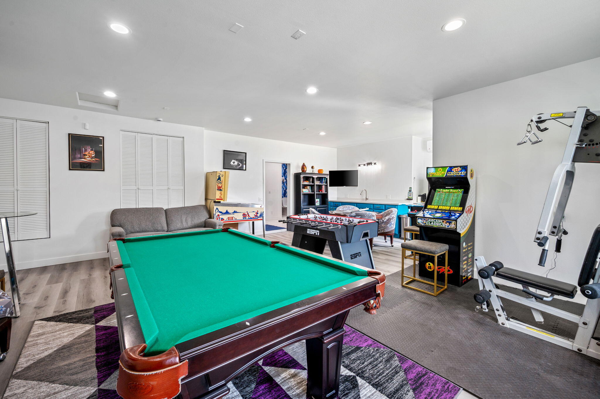 Palm Springs, California, 92262, United States, 6 Bedrooms Bedrooms, ,6 BathroomsBathrooms,Residential,Active,1990040