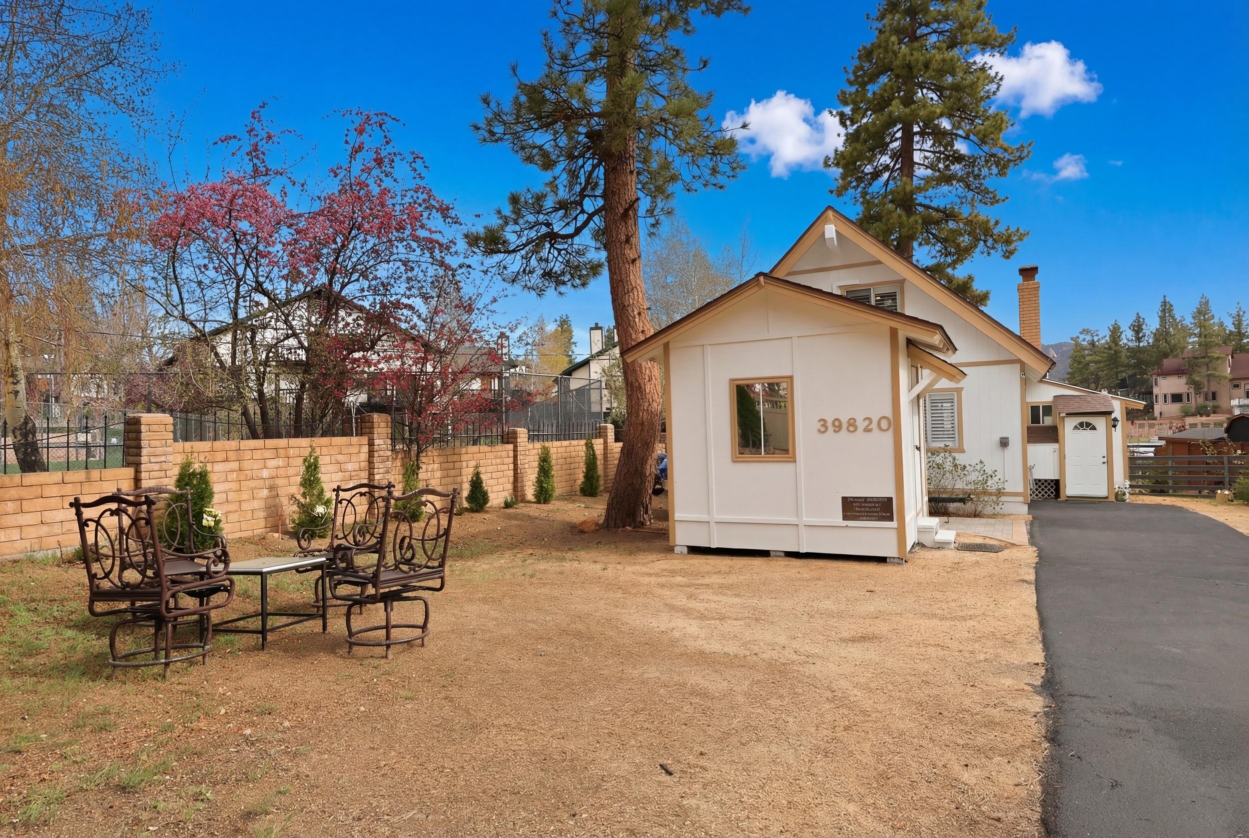 Big Bear Lake, California, 92315, United States, 2 Bedrooms Bedrooms, ,2 BathroomsBathrooms,Residential,Active,2032884