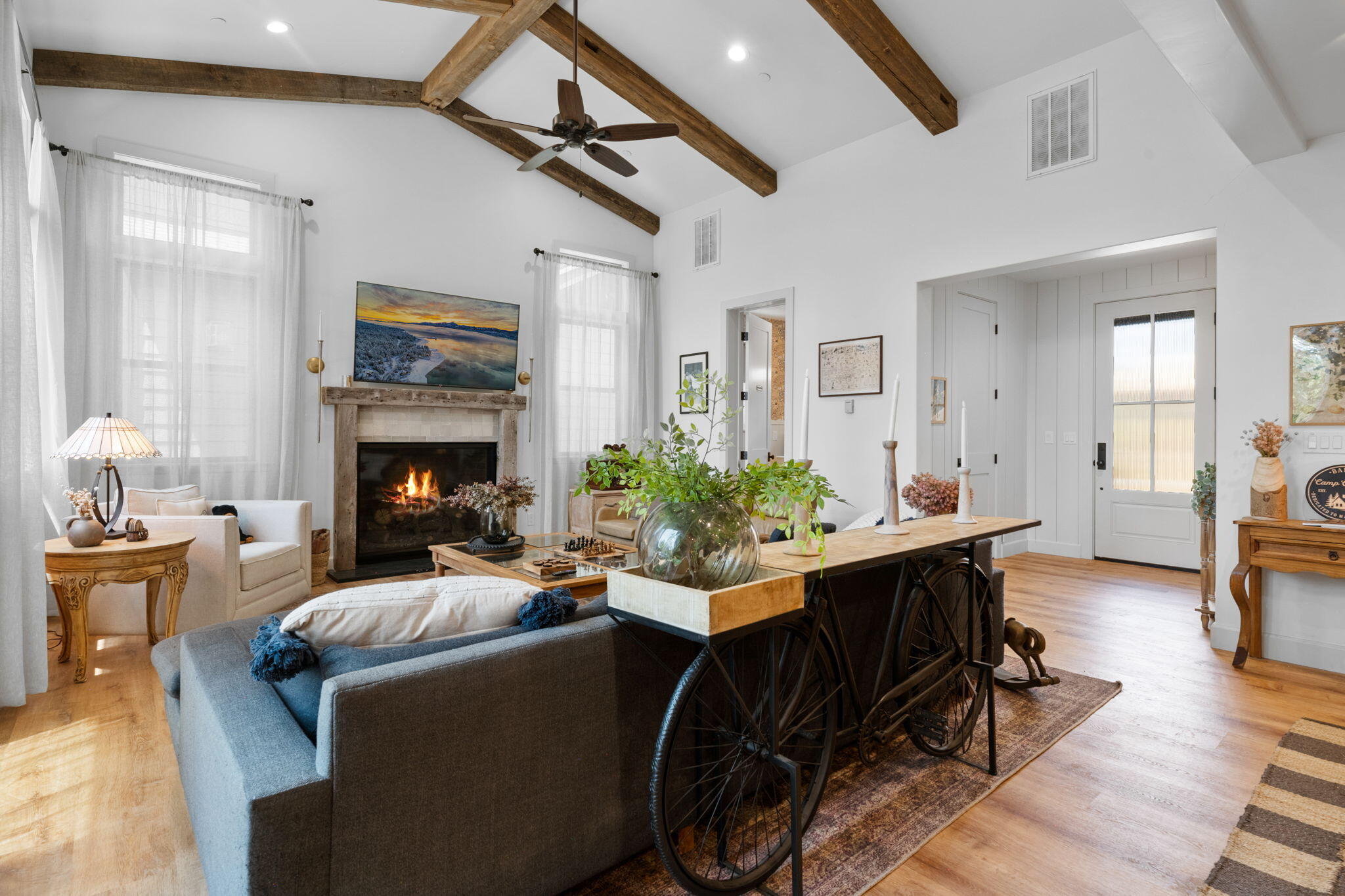 Big Bear Lake, California, 92315, United States, ,4 BathroomsBathrooms,Residential,Active,1841332