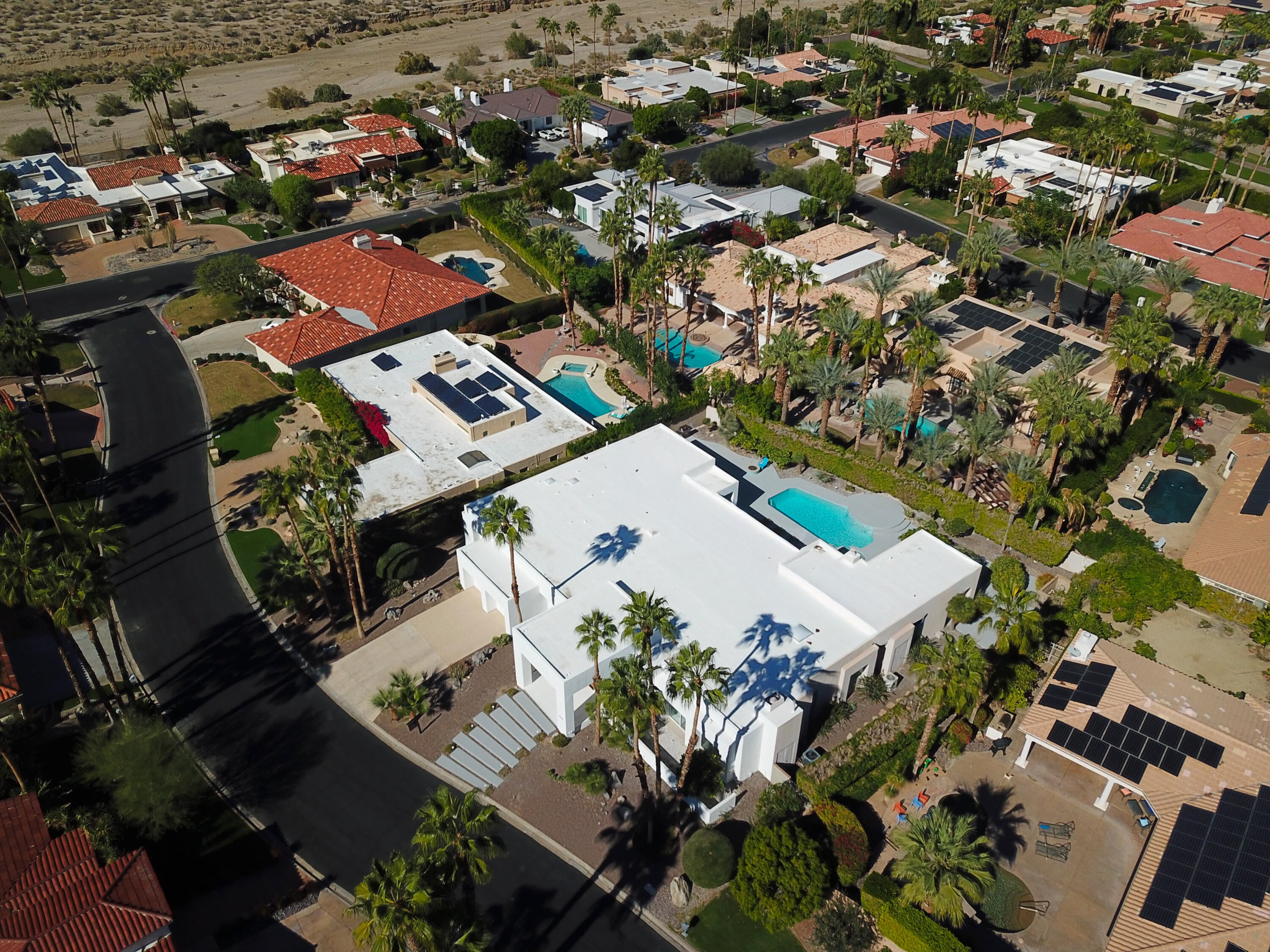 Palm Springs, California, 92264, United States, 4 Bedrooms Bedrooms, ,6 BathroomsBathrooms,Residential,Active,1993931