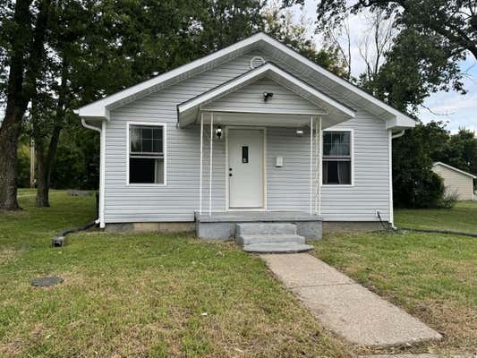 1064 S CONWAY AVE, MARSHALL, MO 65340 - Image 1