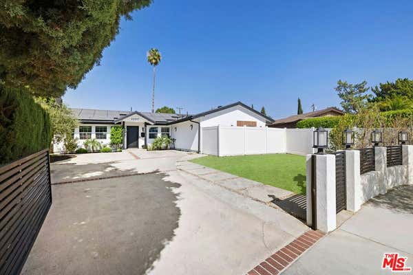 22557 LEADWELL ST, WEST HILLS, CA 91307 - Image 1