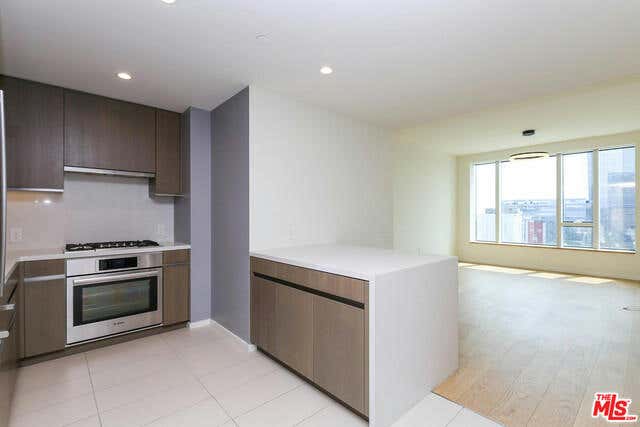 889 FRANCISCO ST UNIT 2401, LOS ANGELES, CA 90017, photo 1 of 27