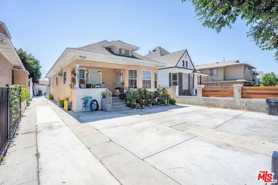 1166 E ADAMS BLVD, LOS ANGELES, CA 90011, photo 1 of 51