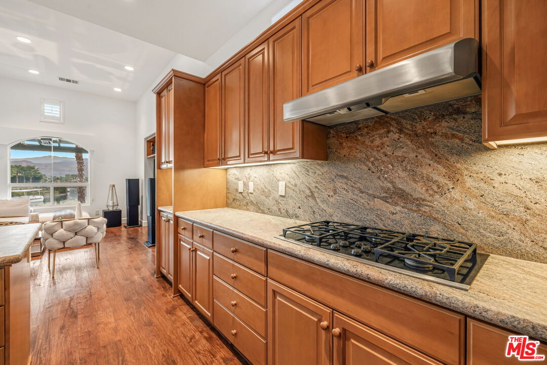 Rancho Mirage, California, 92270, United States, 4 Bedrooms Bedrooms, ,5 BathroomsBathrooms,Residential,Active,2007230