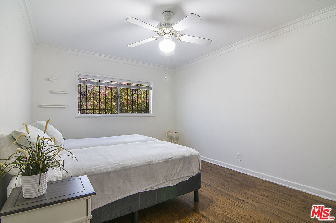 Los Angeles, California, 90035, United States, 4 Bedrooms Bedrooms, ,3 BathroomsBathrooms,Residential,Active,1863328