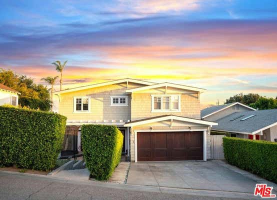 562 24TH PL, HERMOSA BEACH, CA 90254 - Image 1