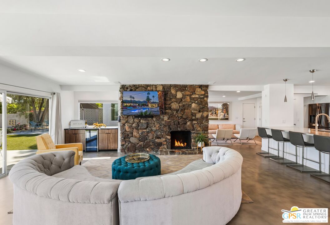 Rancho Mirage, California, 92270, United States, 5 Bedrooms Bedrooms, ,4 BathroomsBathrooms,Residential,Active,2051982
