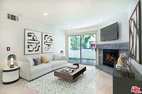 5510 OWENSMOUTH AVE APT 123, WOODLAND HILLS, CA 91367 - Image 1