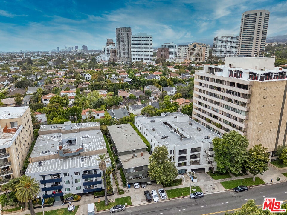 Los Angeles, California, 90024, United States, ,9 BathroomsBathrooms,Residential,Active,1841273
